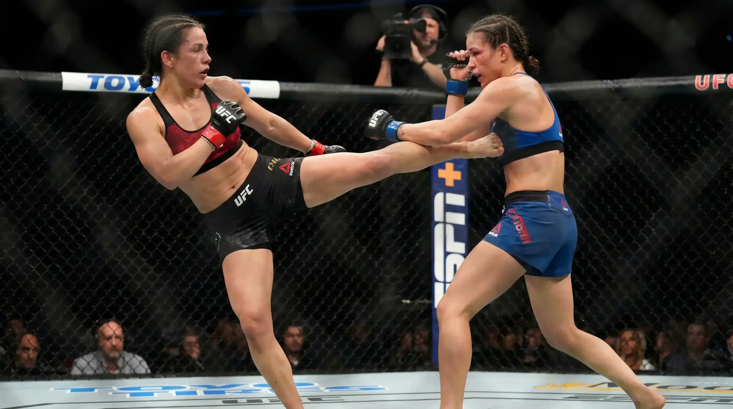 Lutadoras de peso-palha feminino do UFC com estatísticas de decisão e finalizações